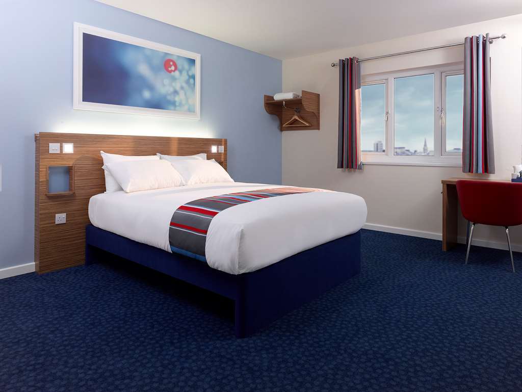 Travelodge Bath Central Pokój zdjęcie